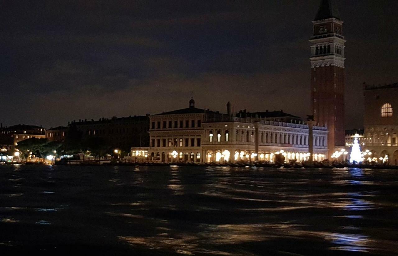Mariangela Artist'S Lodge Venice Exterior photo